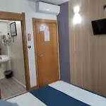 Alojadonosti Πανσιόν 3*