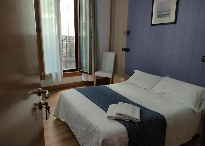 Πανσιόν Alojadonosti 3*